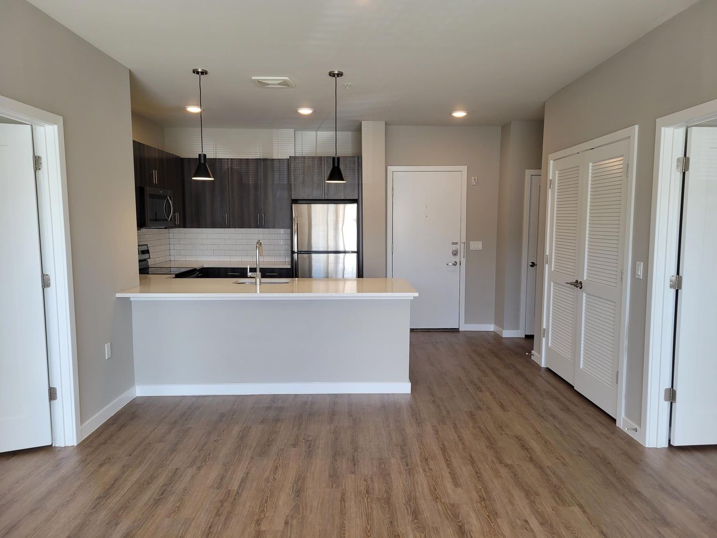 Somerville Apartment: 110 South Bridge St