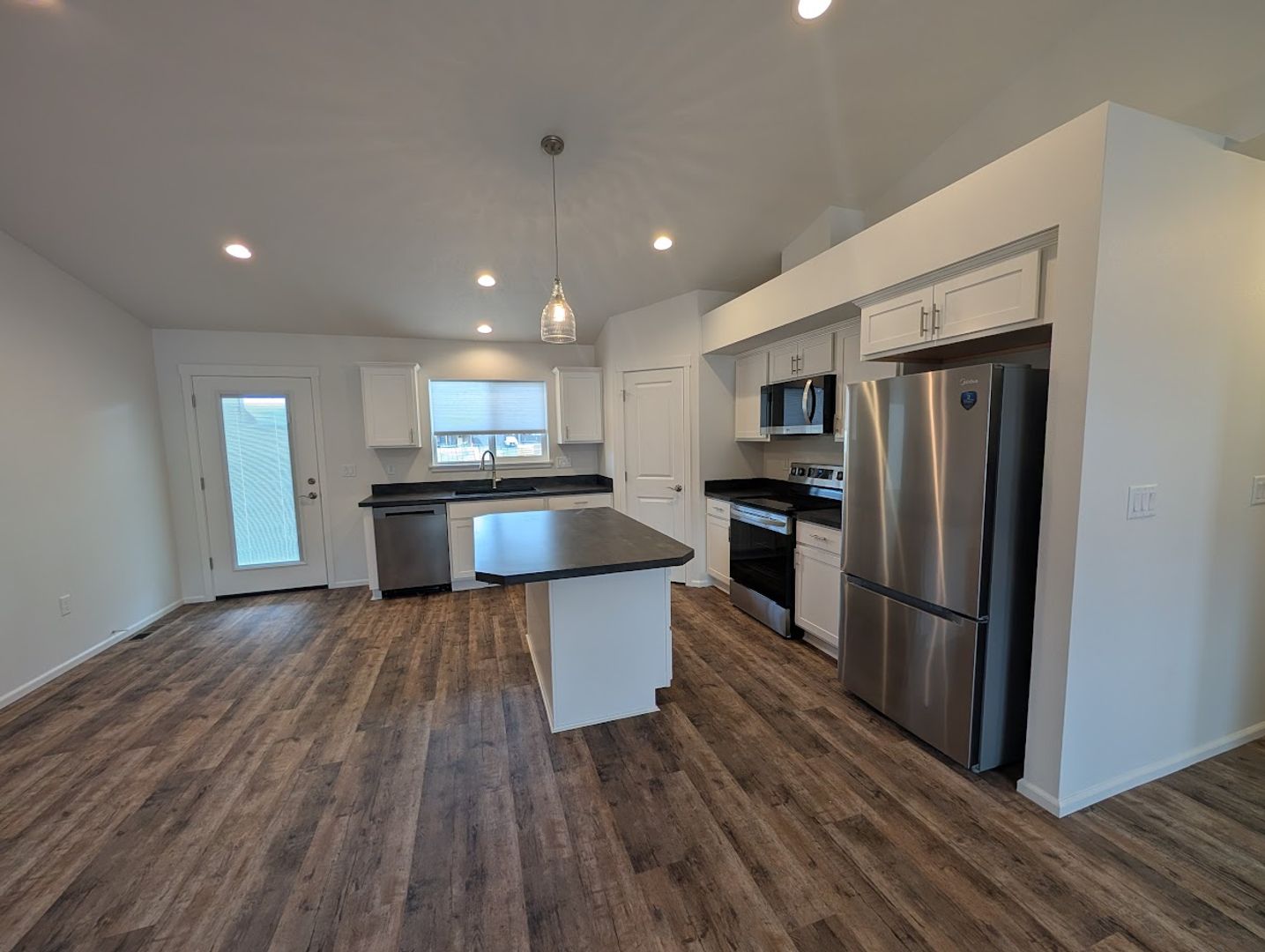 Lewiston Apartment: 3411 Glacier Drive