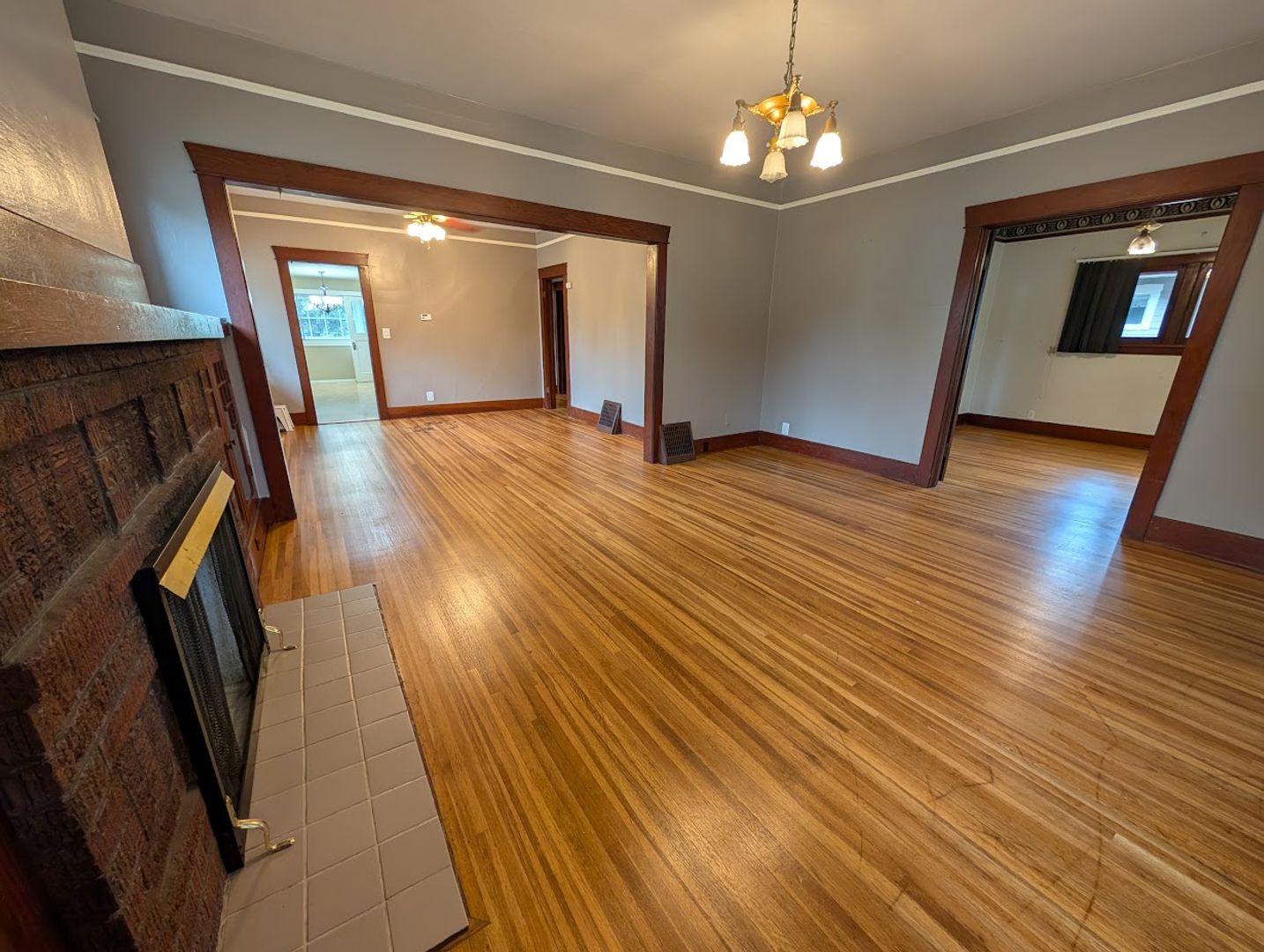 Lewiston House: 803 10th Ave.