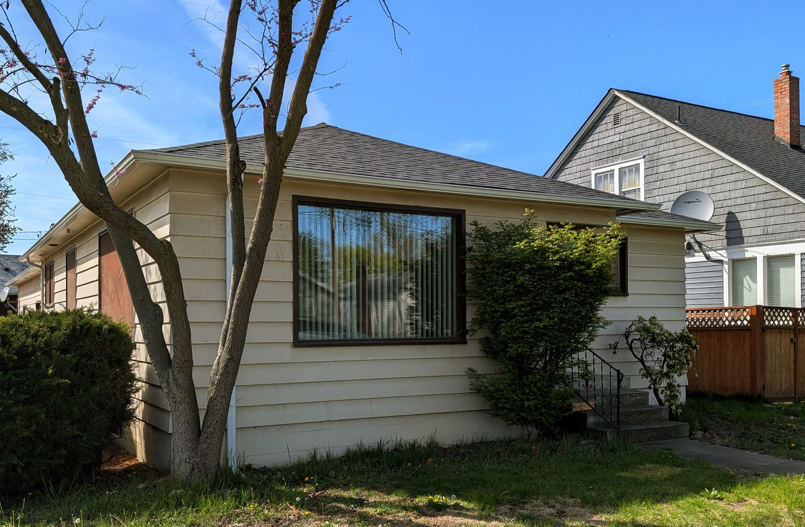 Lewiston House: 1122 10th St