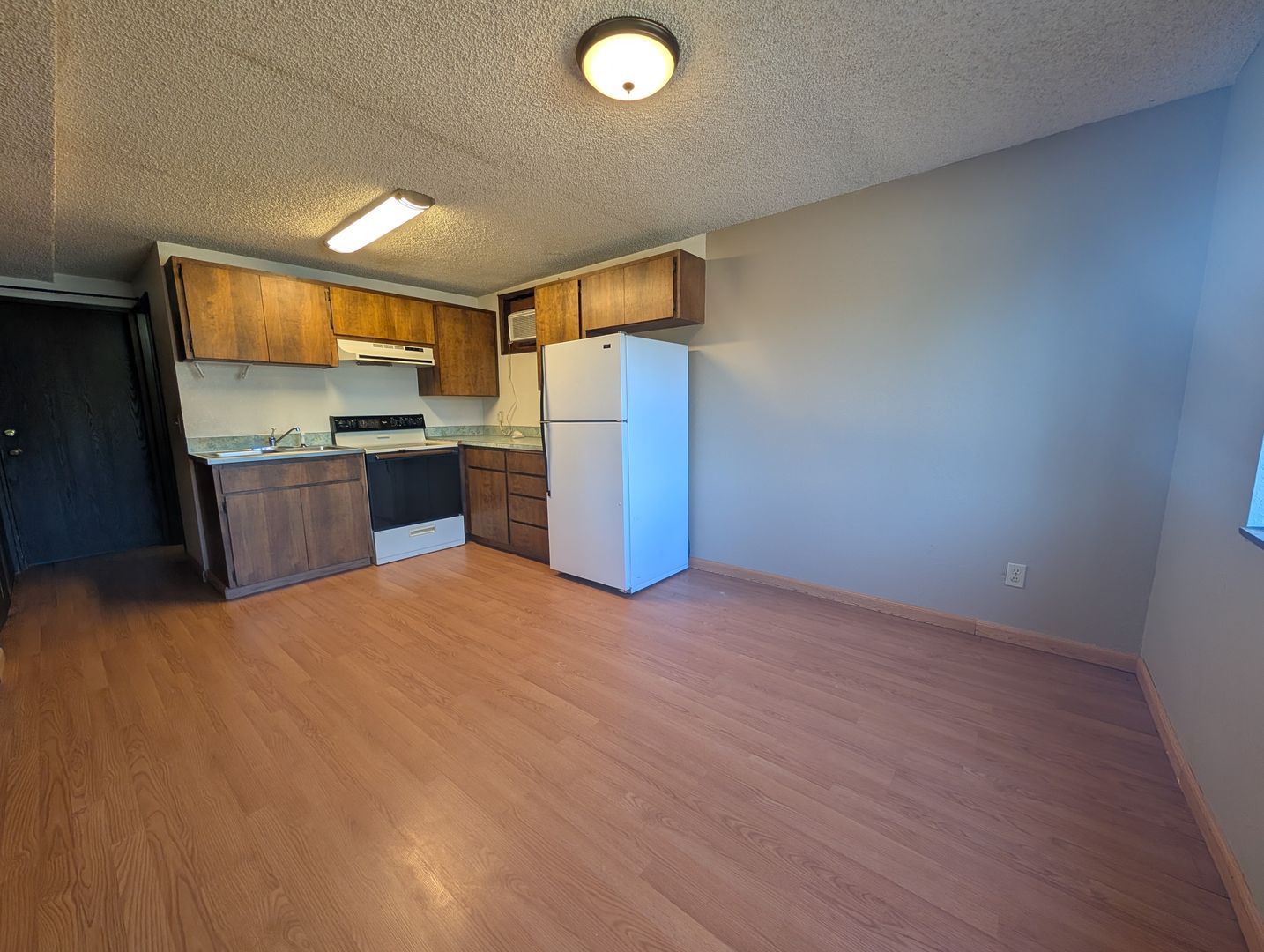 Lewiston Apartment: 632 17th Ave.