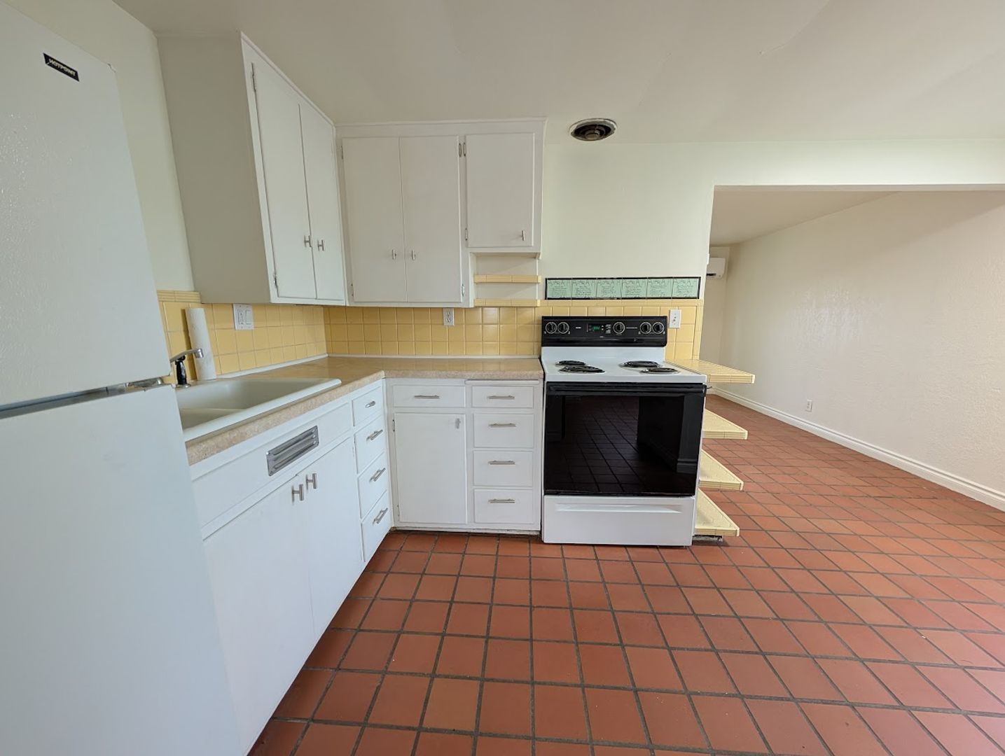 Grangeville Apartment: 354 Hill Street