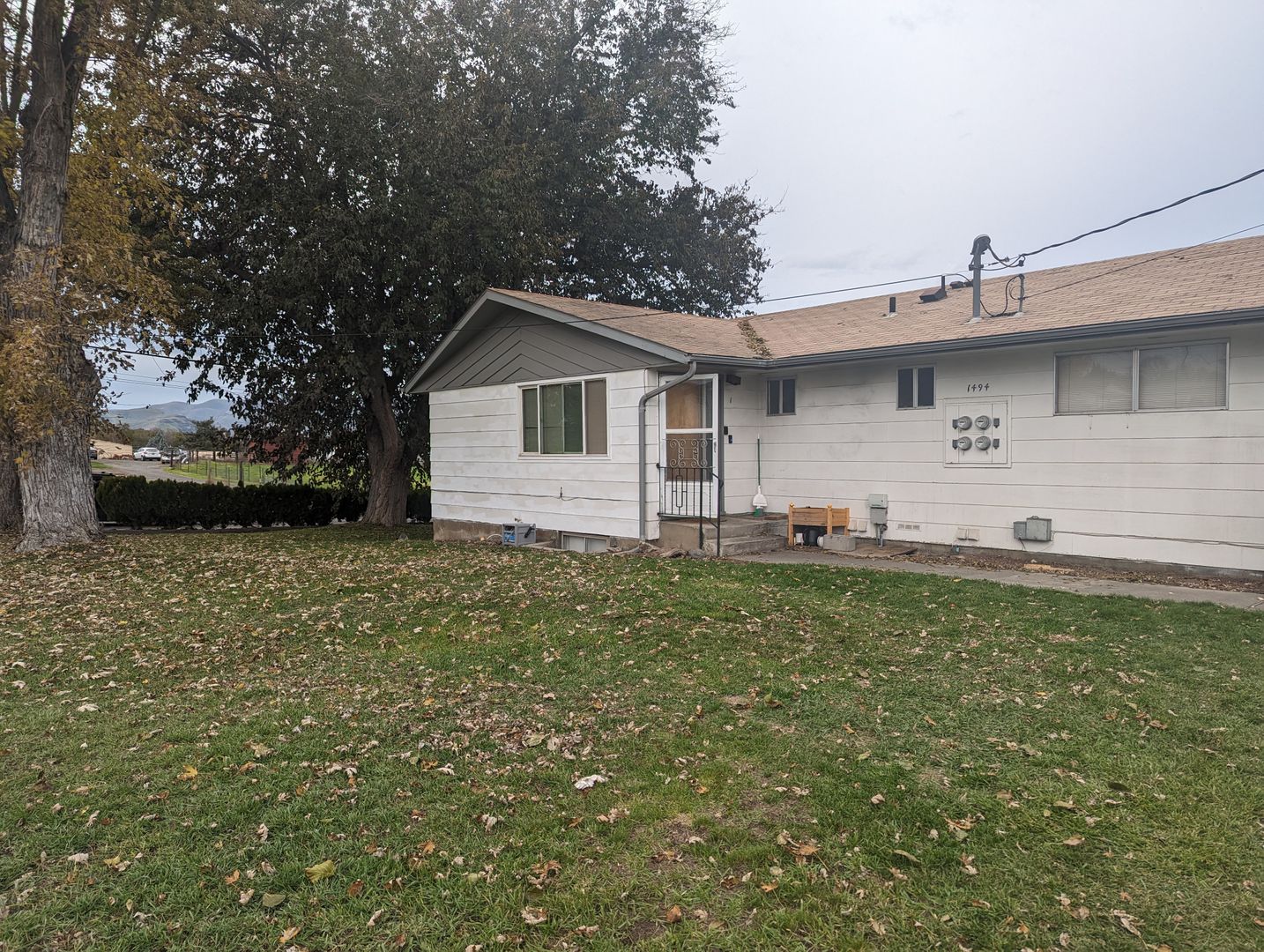 Clarkston Apartment: 1494 Sycamore Street