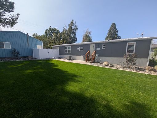 3 bedroom 2 bath Orchards house with SHOP! – photo 1