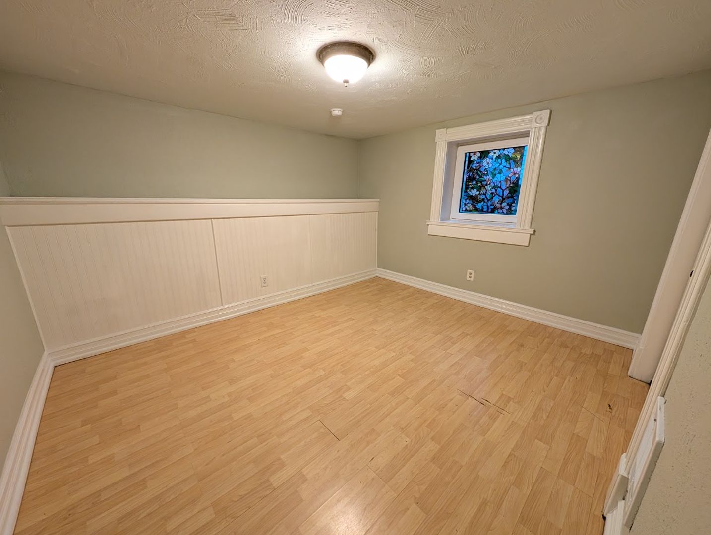Lewiston Apartment: 319 7th Ave.
