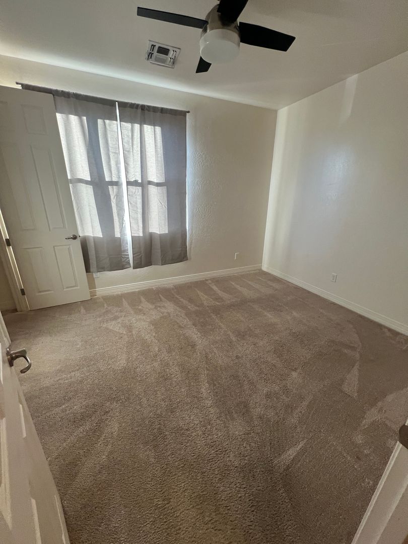 Flagstaff House: 2761 W Pico Del Monte Circle