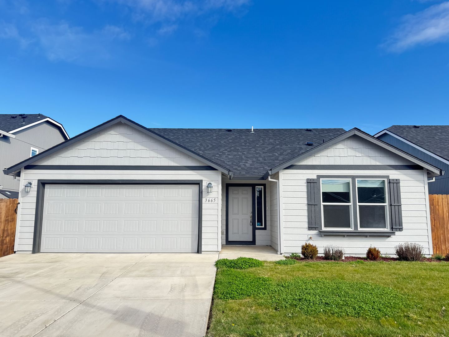 Medford House: 3665 Durst St