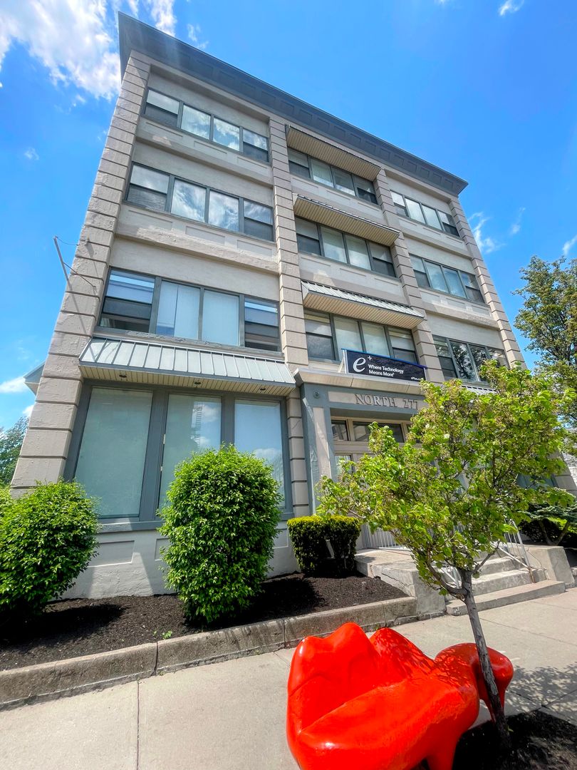 Rochester Apartment: 274 N Goodman St