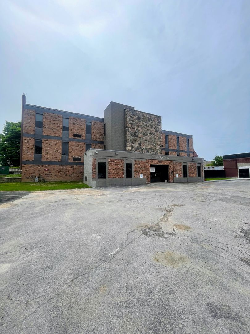 Rochester Apartment: 274 N Goodman St