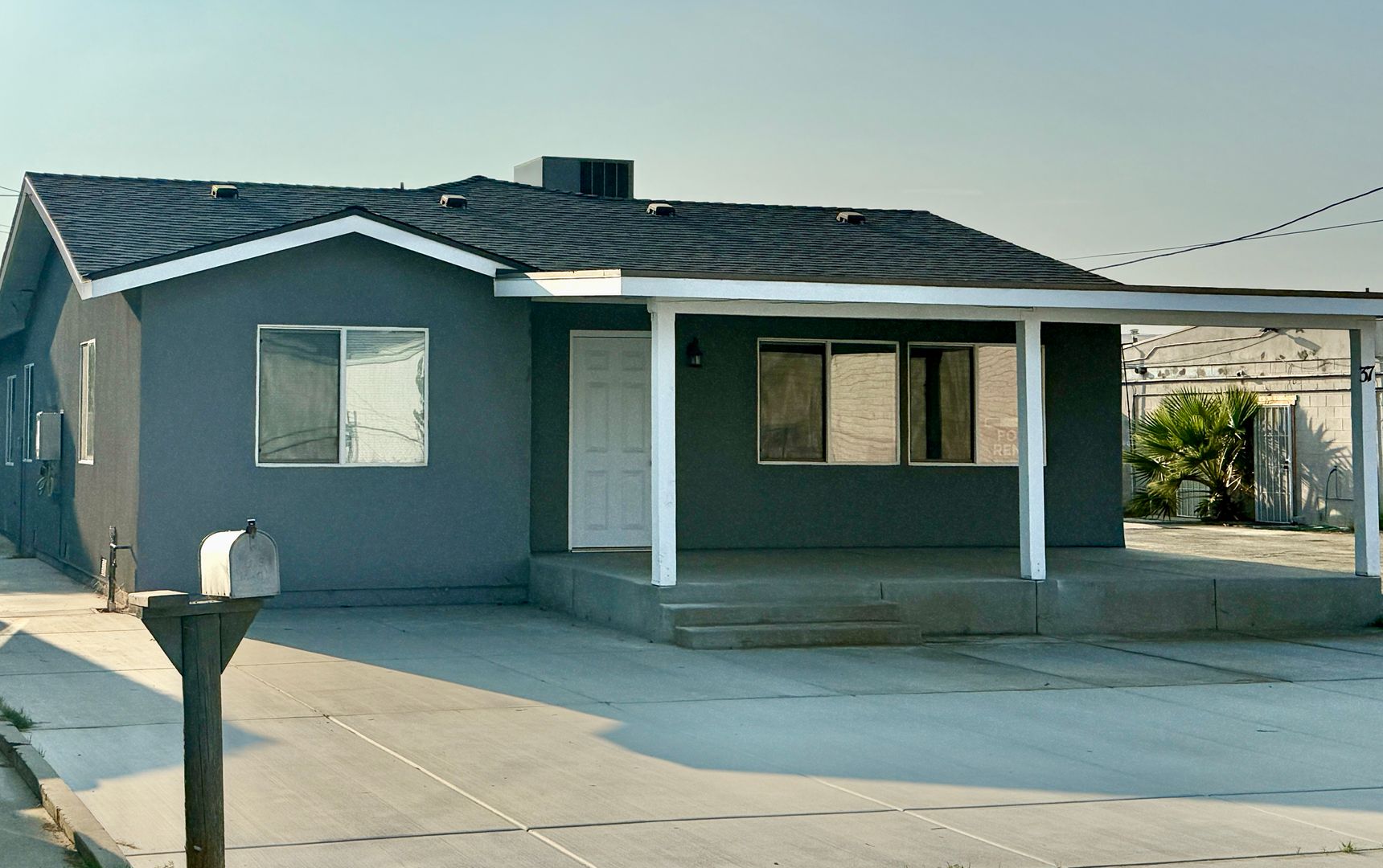 Porterville Apartment: 37 S Atkins Street,