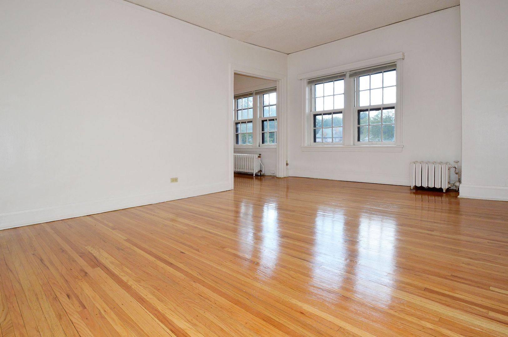 Minneapolis Apartment: 128 E. 18th St.