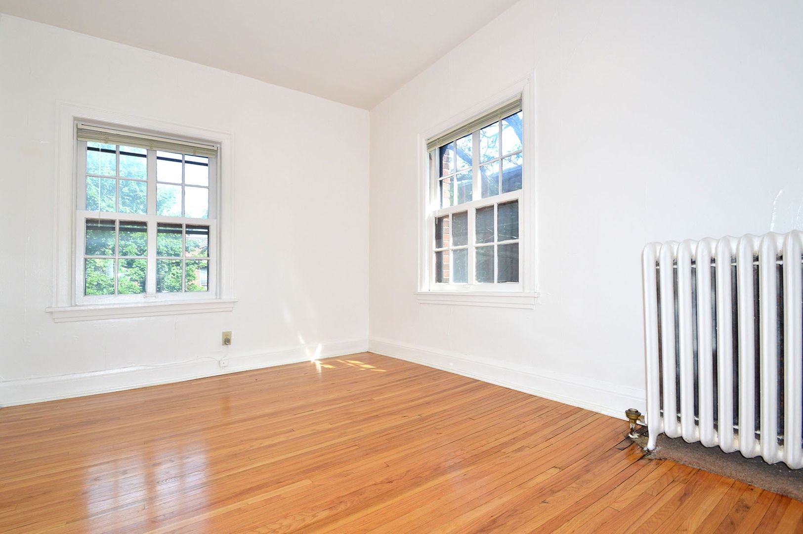 Minneapolis Apartment: 128 E. 18th St.