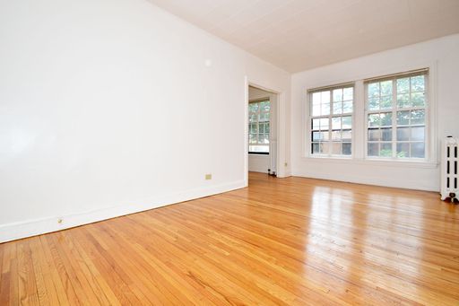 Spacious Studio Apartment Home – photo 1