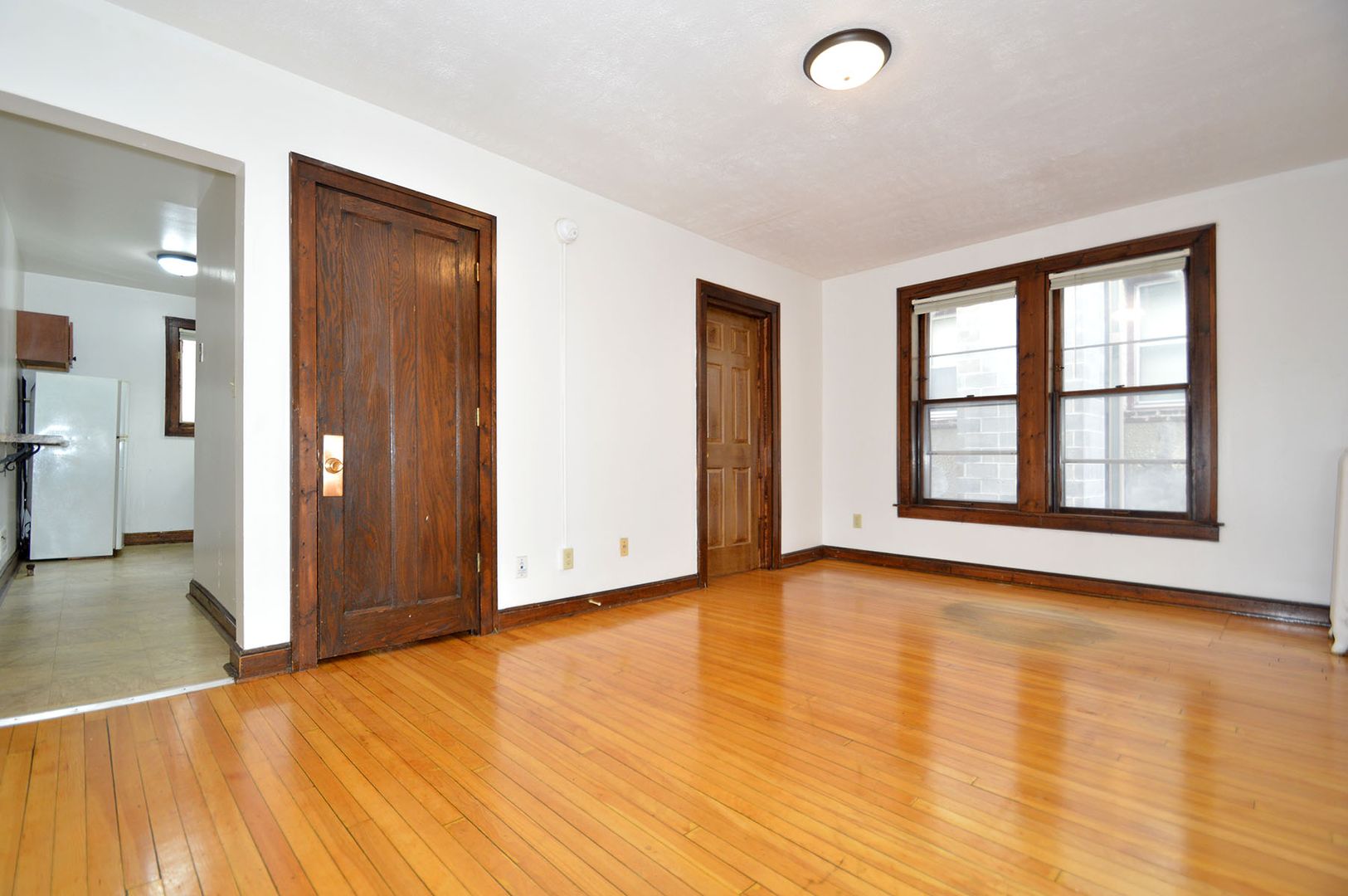 Minneapolis Apartment: 128 E. 18th St.