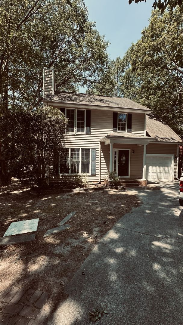 Wake Forest House: 9341 Woodlief Road
