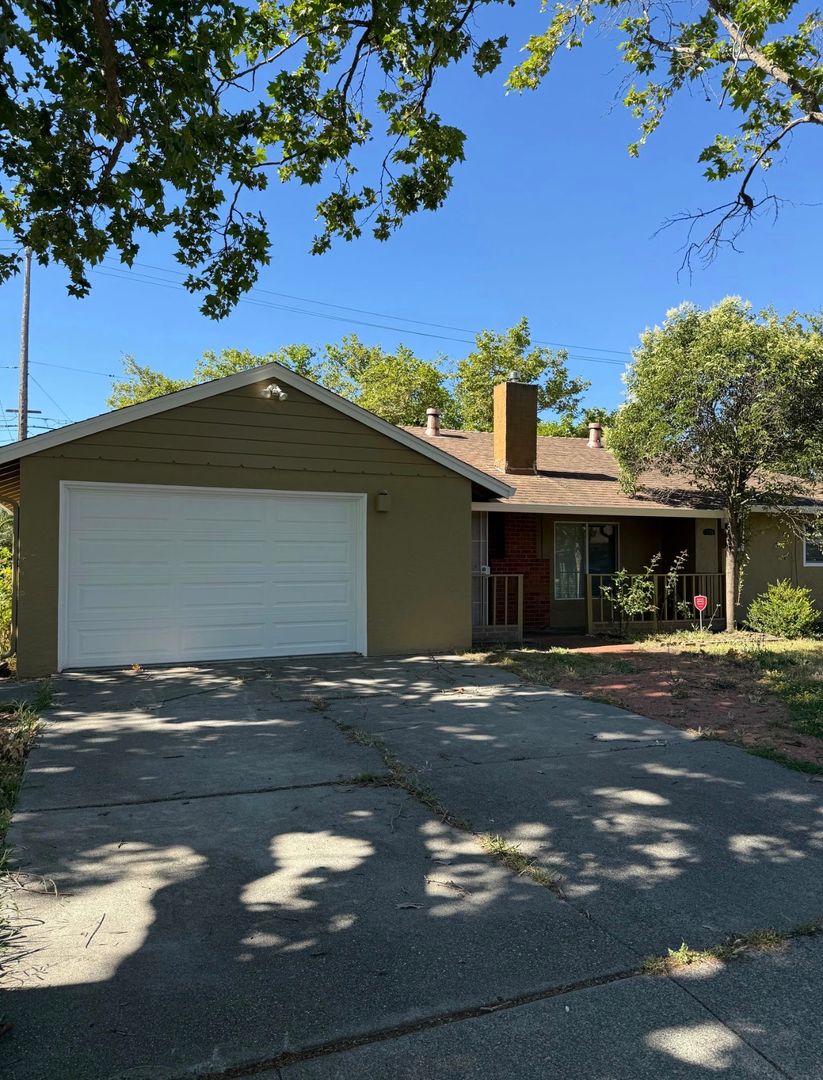 FAIRFIELD House: 733 UTAH STREET