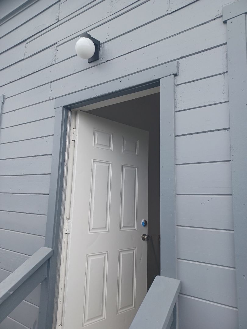 Bay Point Apartment: 2315 Willow Pass Road