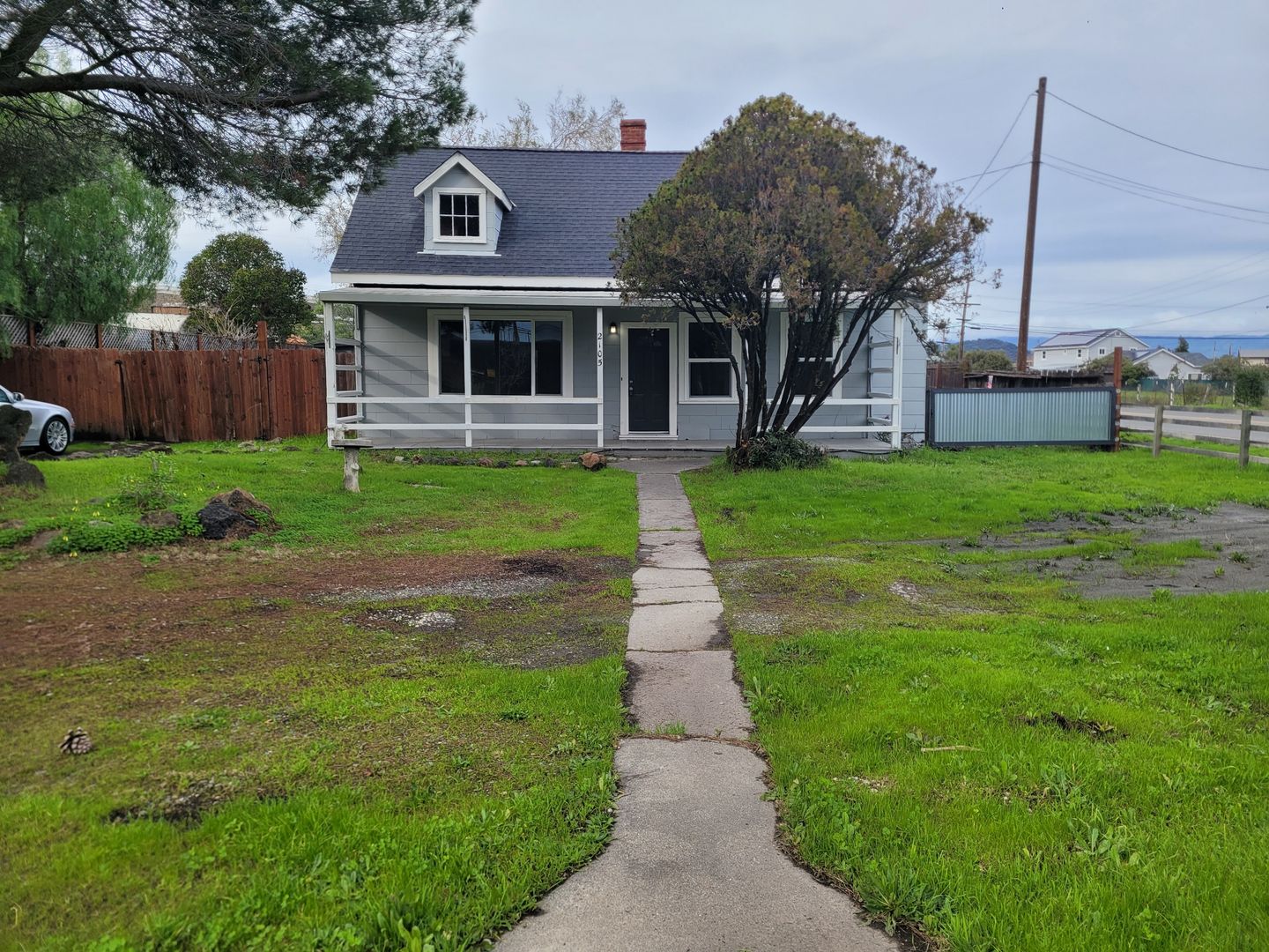 Fairfield House: 2105 Cordelia Road