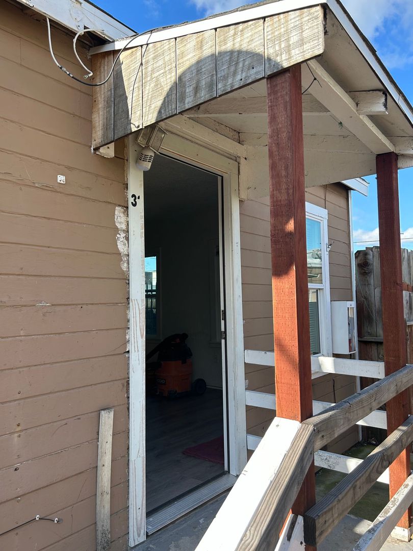 Bay Point Apartment: 33 Washington Street