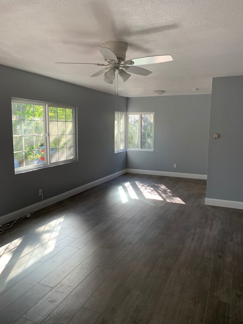 VACAVILLE Apartment: 115, 117, 119 & 121 MASON STREET