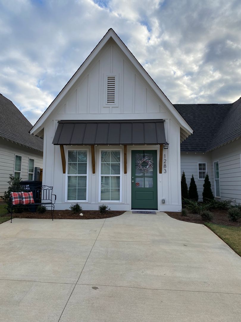 Opelika House: 1283 Burrow Circle