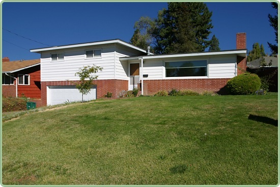 Klamath Falls House: 1875 Van Ness Avenue