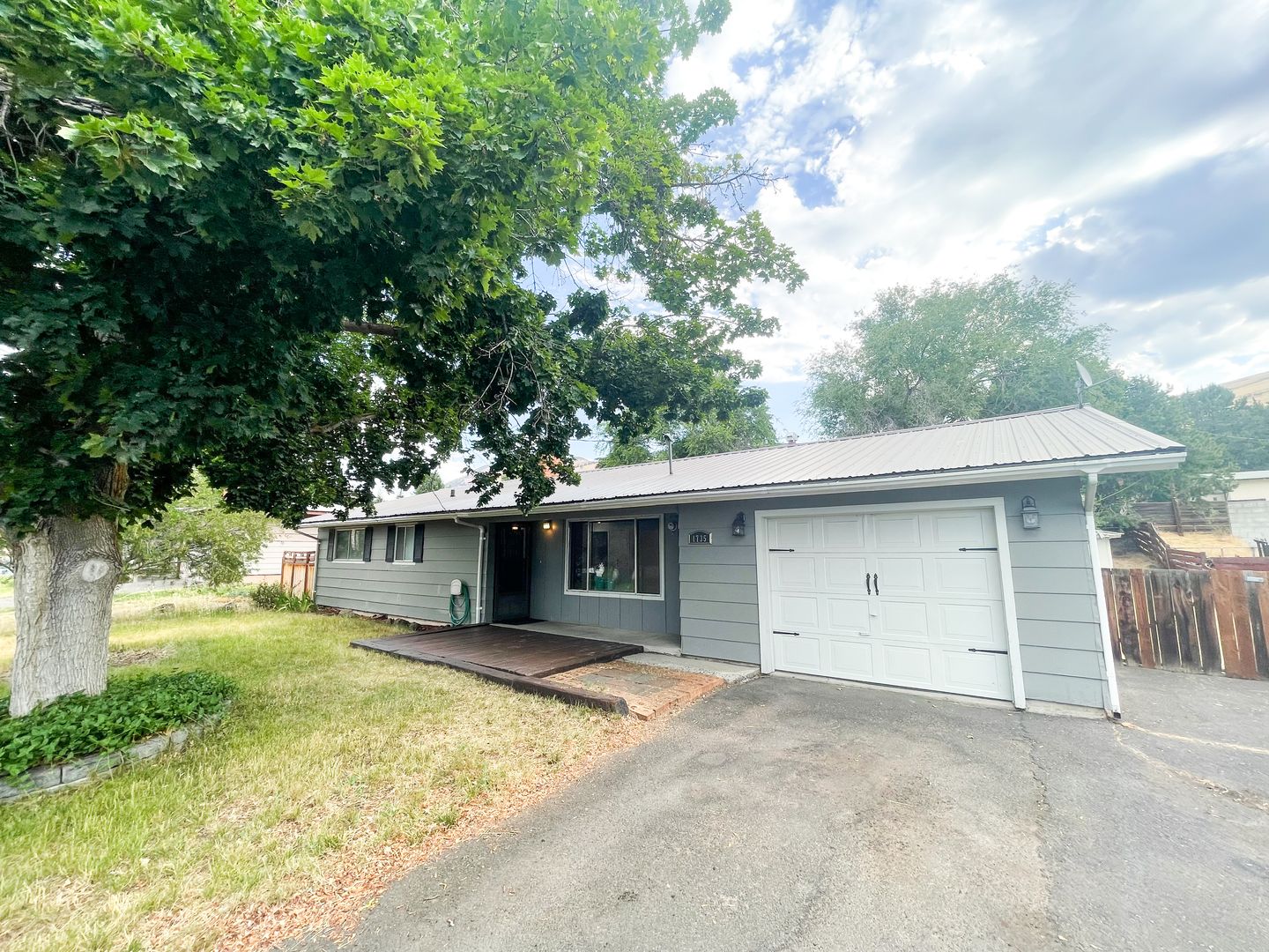 Klamath Falls House: 1735 Carlson Drive