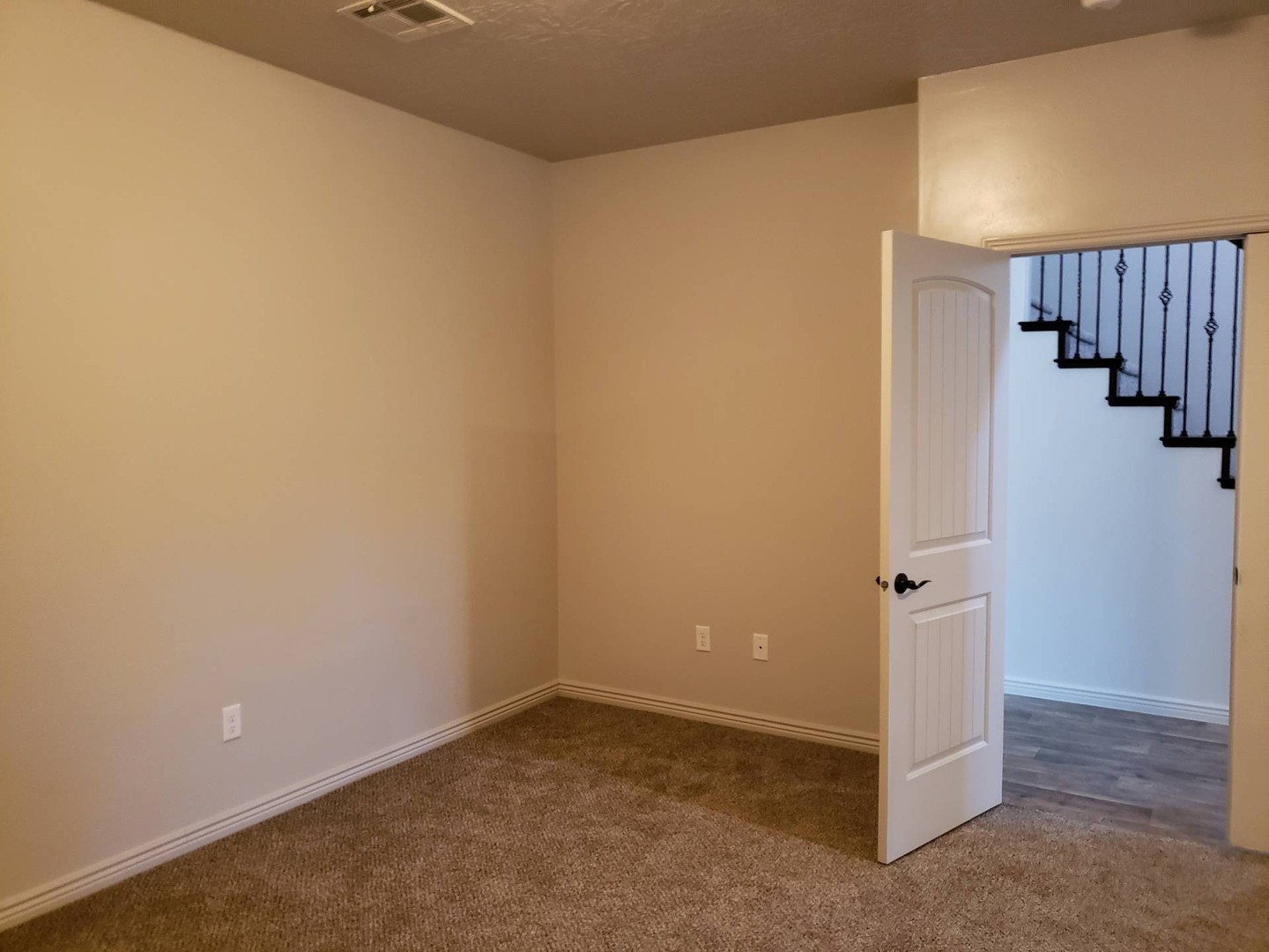 325 N Red Stone Rd #52 6 of 12