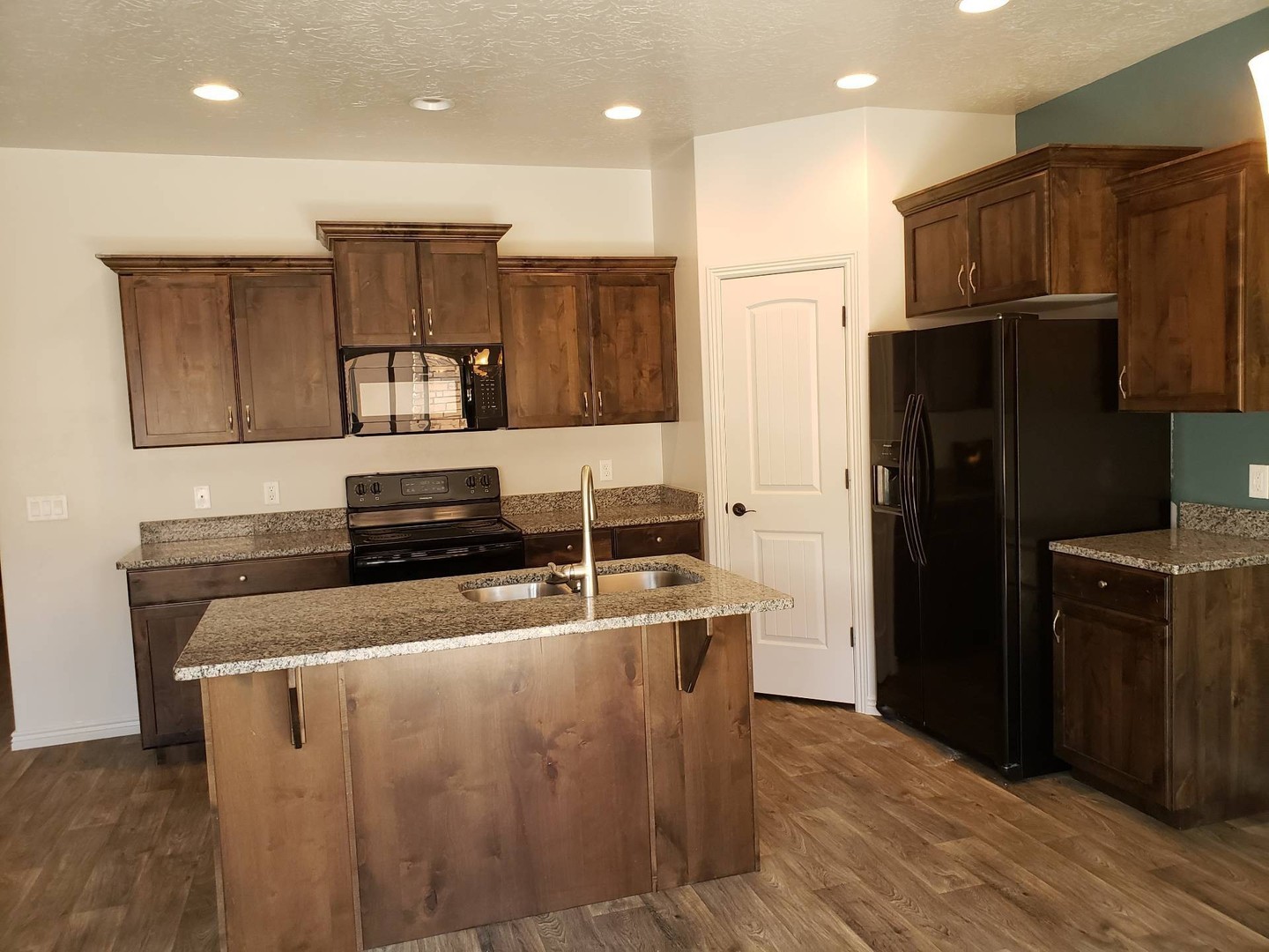 325 N Red Stone Rd #52 4 of 12