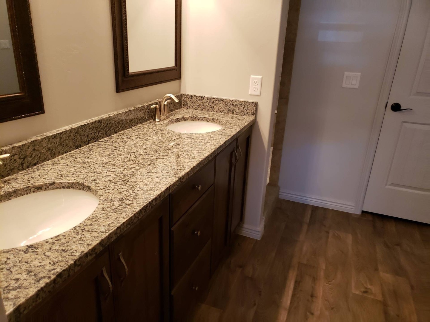 325 N Red Stone Rd #52 9 of 12