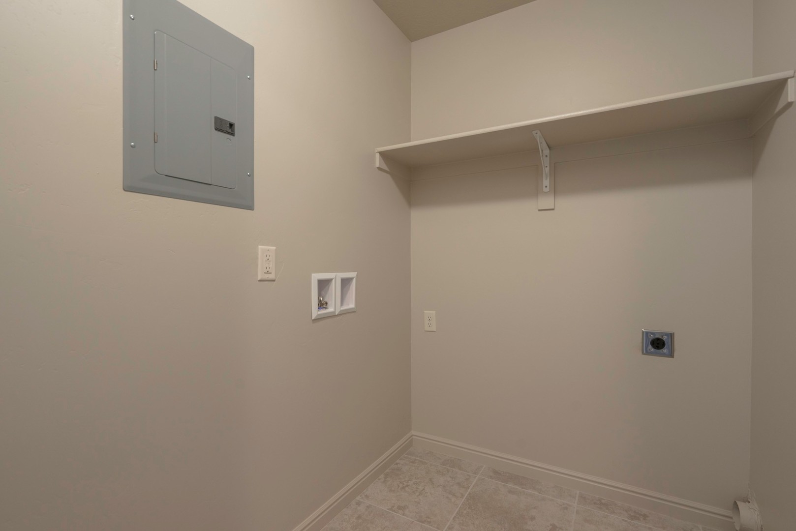 370 W Buena Vista Blvd #108 5 of 12