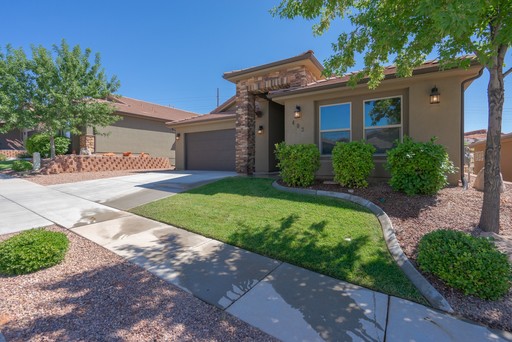 Pet Friendly 3 Bed 2 Bath Home With 2 Car Garage – photo 1