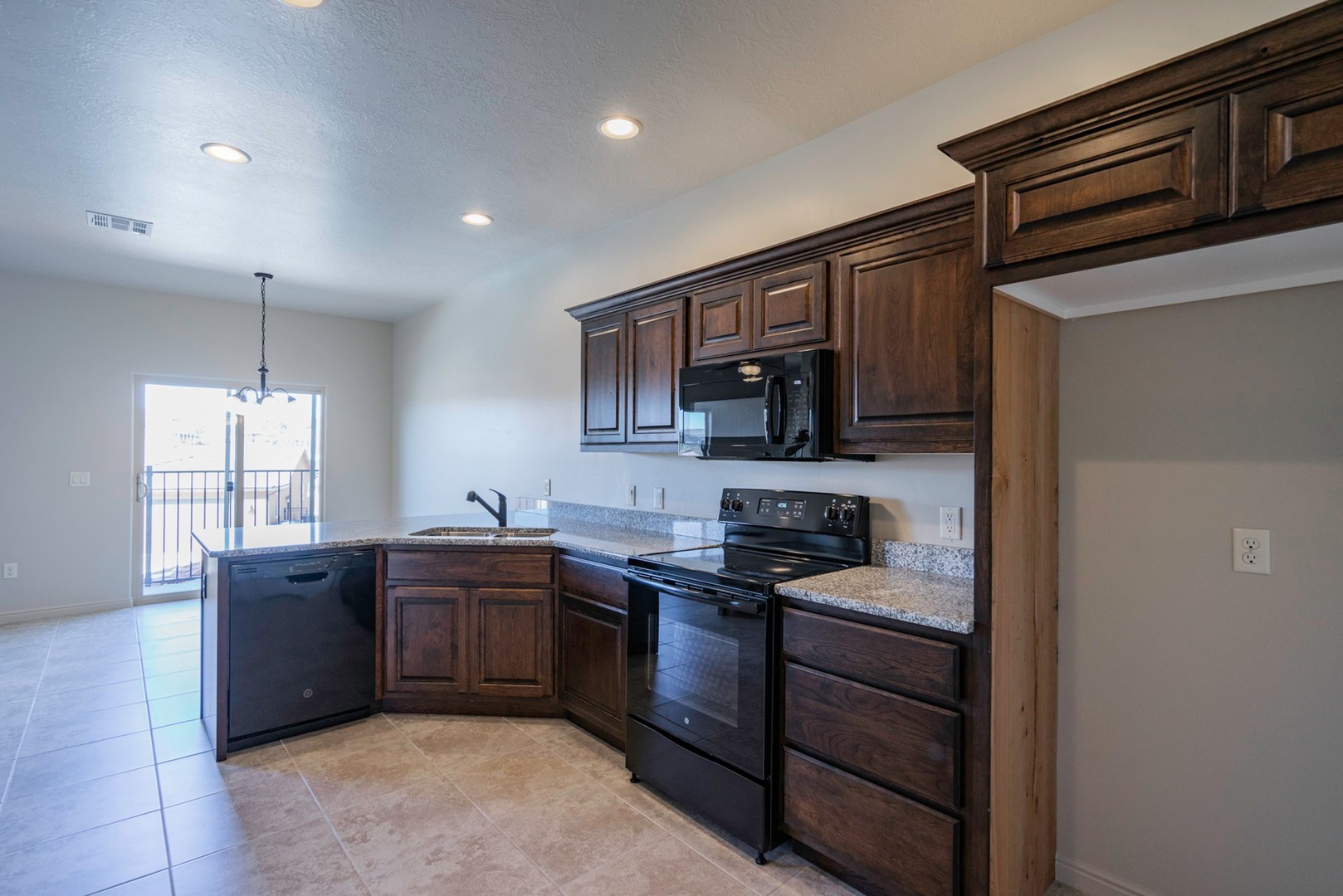 370 W Buena Vista Blvd #108 3 of 12