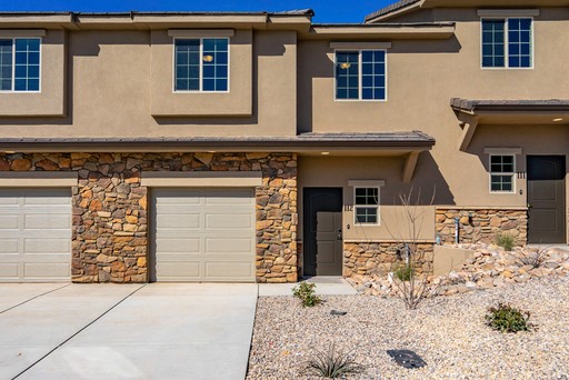 3 Bedroom Townhome – photo 1