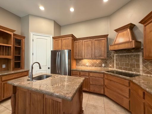 Listing photo thumbnail