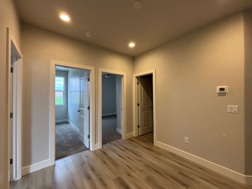 Listing photo thumbnail