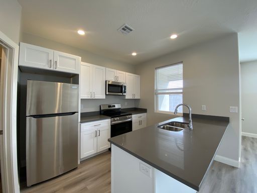 Listing photo thumbnail