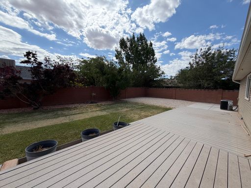 Listing photo thumbnail