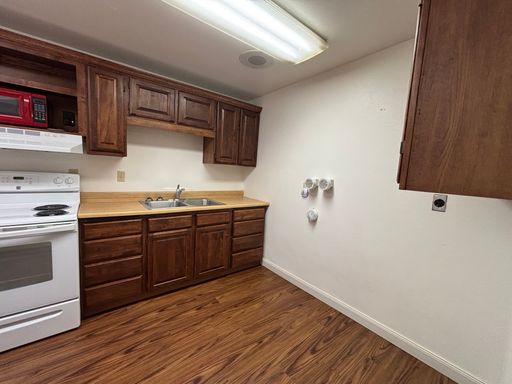 Listing photo thumbnail