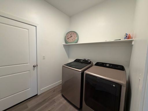 Listing photo thumbnail