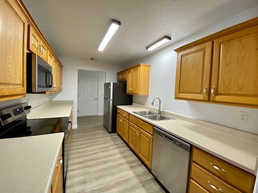 Listing photo thumbnail