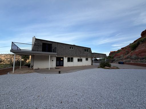 Listing photo thumbnail