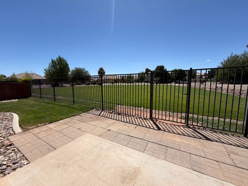 Listing photo thumbnail