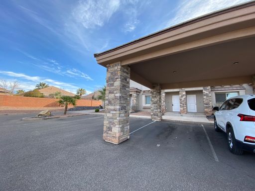 Listing photo thumbnail