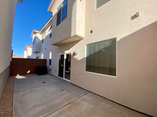 Listing photo thumbnail