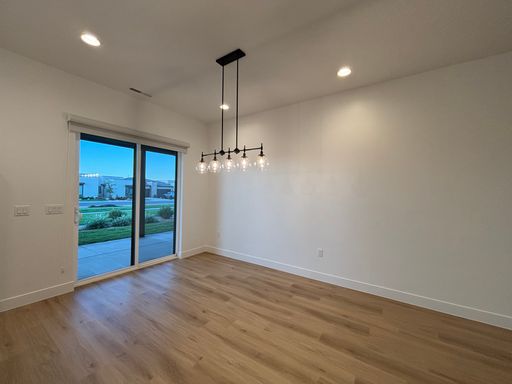 Listing photo thumbnail