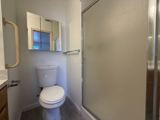 Listing photo thumbnail