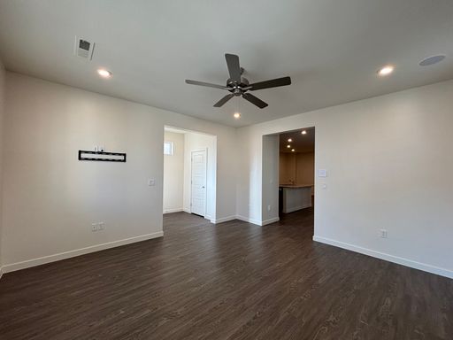 Listing photo thumbnail