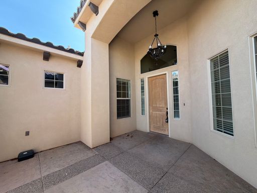 Listing photo thumbnail