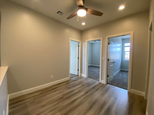 Listing photo thumbnail